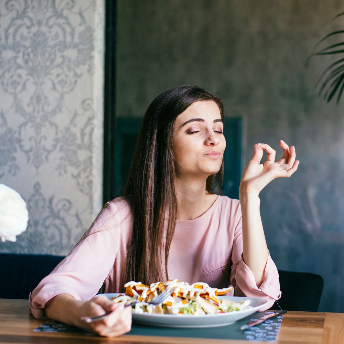 hair in food spiritual meaning