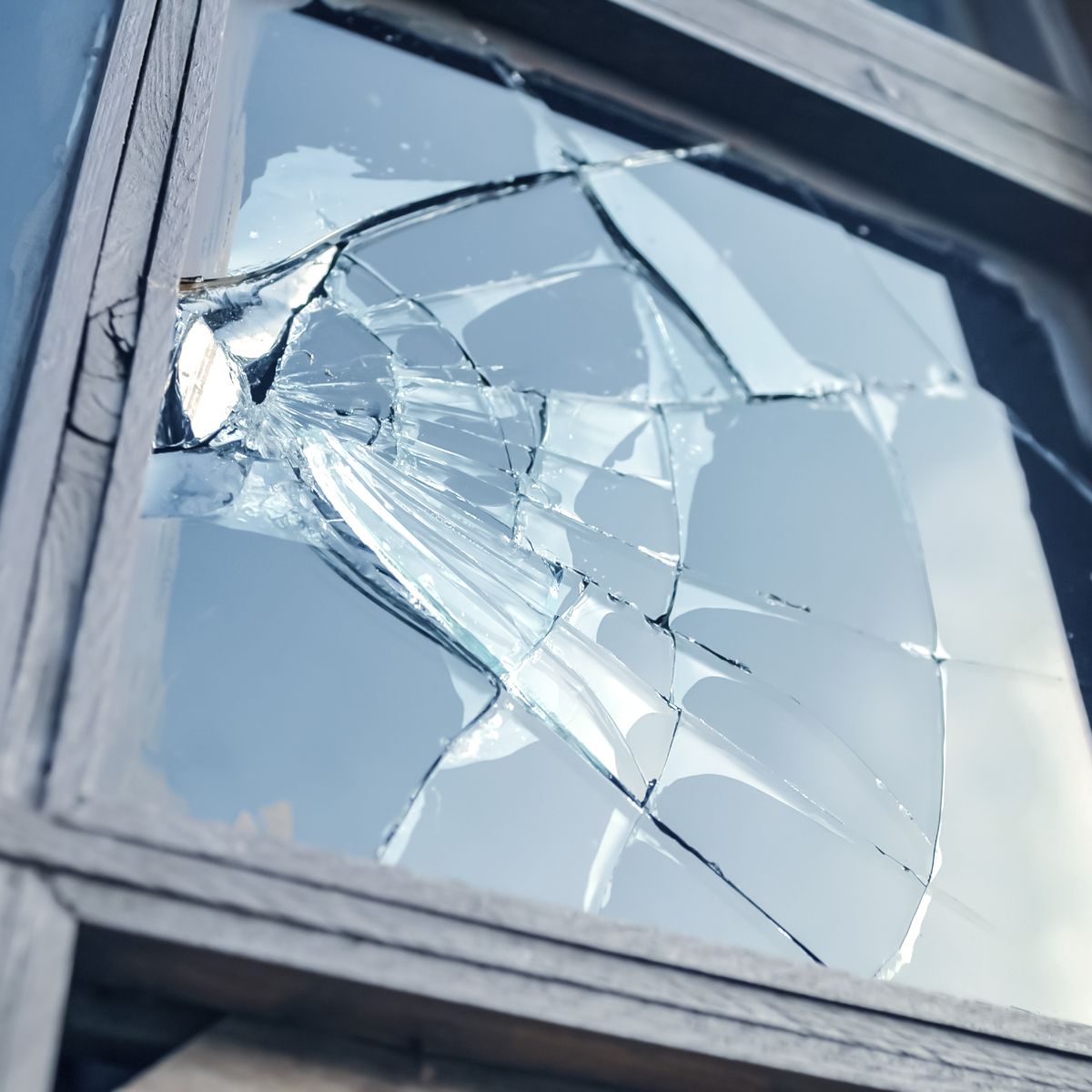 Spiritual Meaning Of Accidentally Breaking Glass